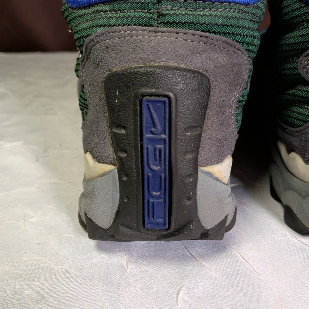 Vintage Nike Air 150 Approach ACG Boots Womens Size 9.5 Trail Hiking 1996 90s